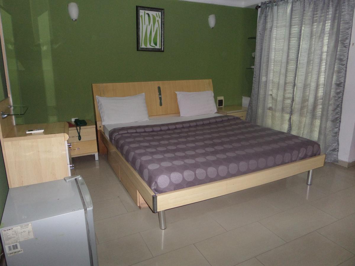 Theodawn Hotels @ Suite 29 Ikeja Εξωτερικό φωτογραφία