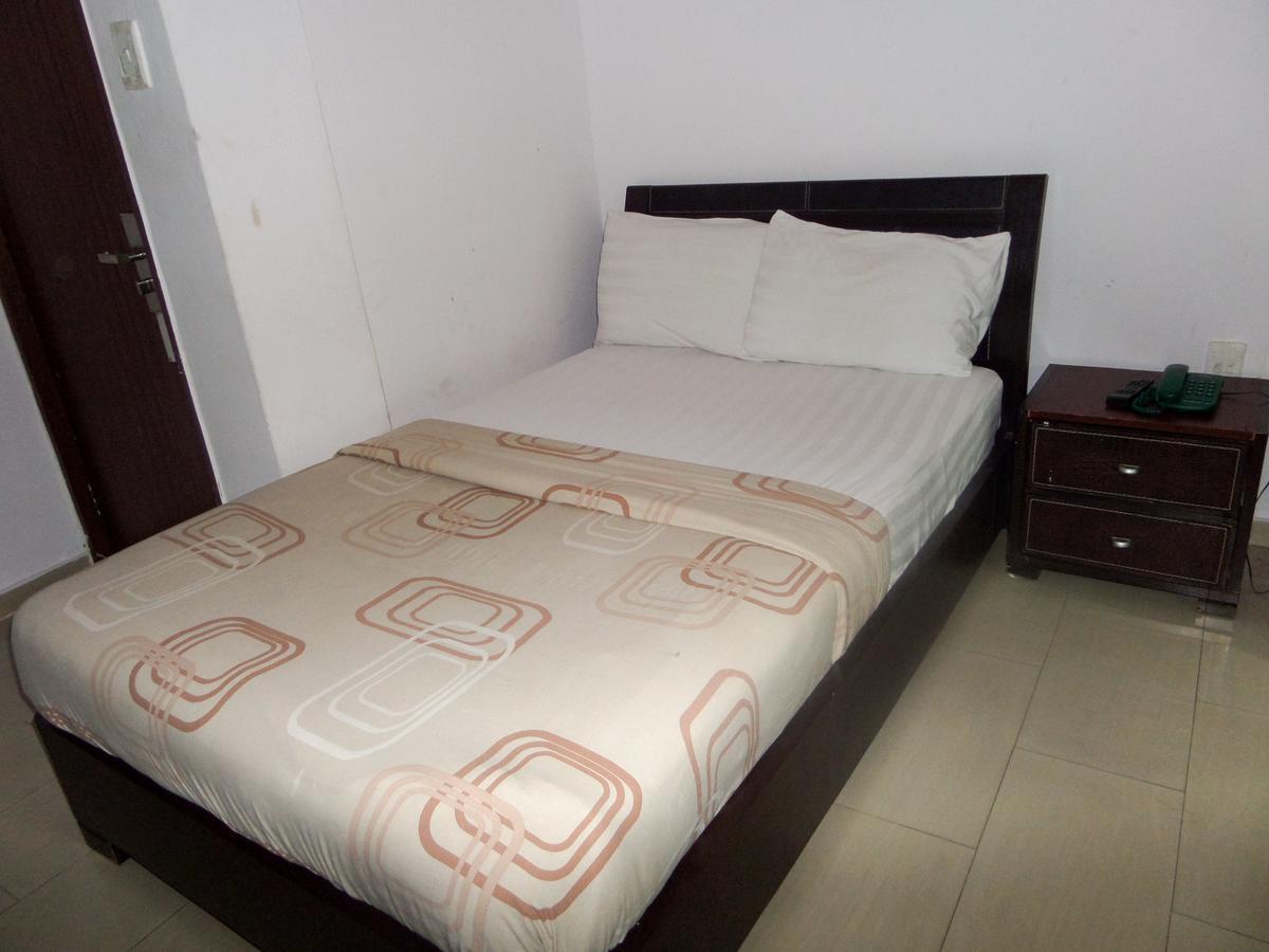 Theodawn Hotels @ Suite 29 Ikeja Εξωτερικό φωτογραφία