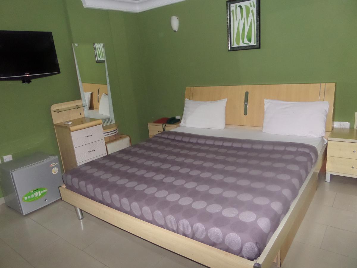 Theodawn Hotels @ Suite 29 Ikeja Εξωτερικό φωτογραφία
