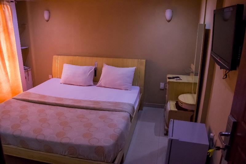 Theodawn Hotels @ Suite 29 Ikeja Εξωτερικό φωτογραφία